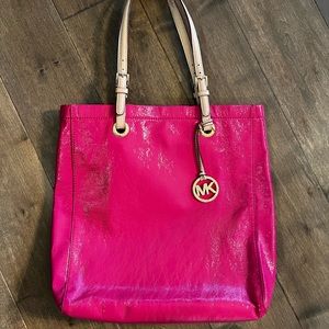 Michael Kors Pink Patent Leather tote💖